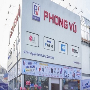 Phong Vũ là cửa hàng phụ kiện tphcm nổi tiếng