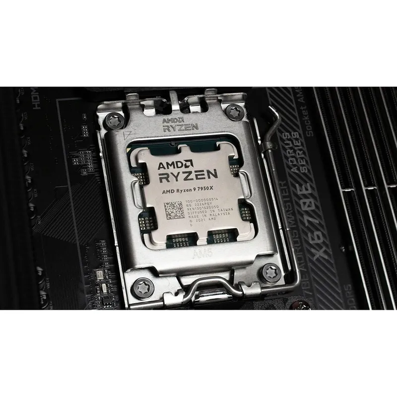 CPU AMD Ryzen 9 7950X Chính Hãng (4.5 GHz Upto 5.7GHz / 81MB / 16 Cores, 32 Threads / 170W / Socket AM5)
